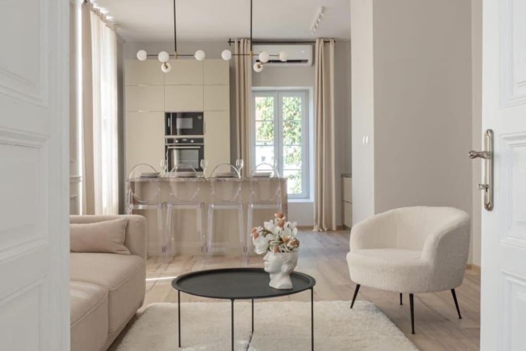 Central Park Apartments 别洛瓦尔 外观 照片